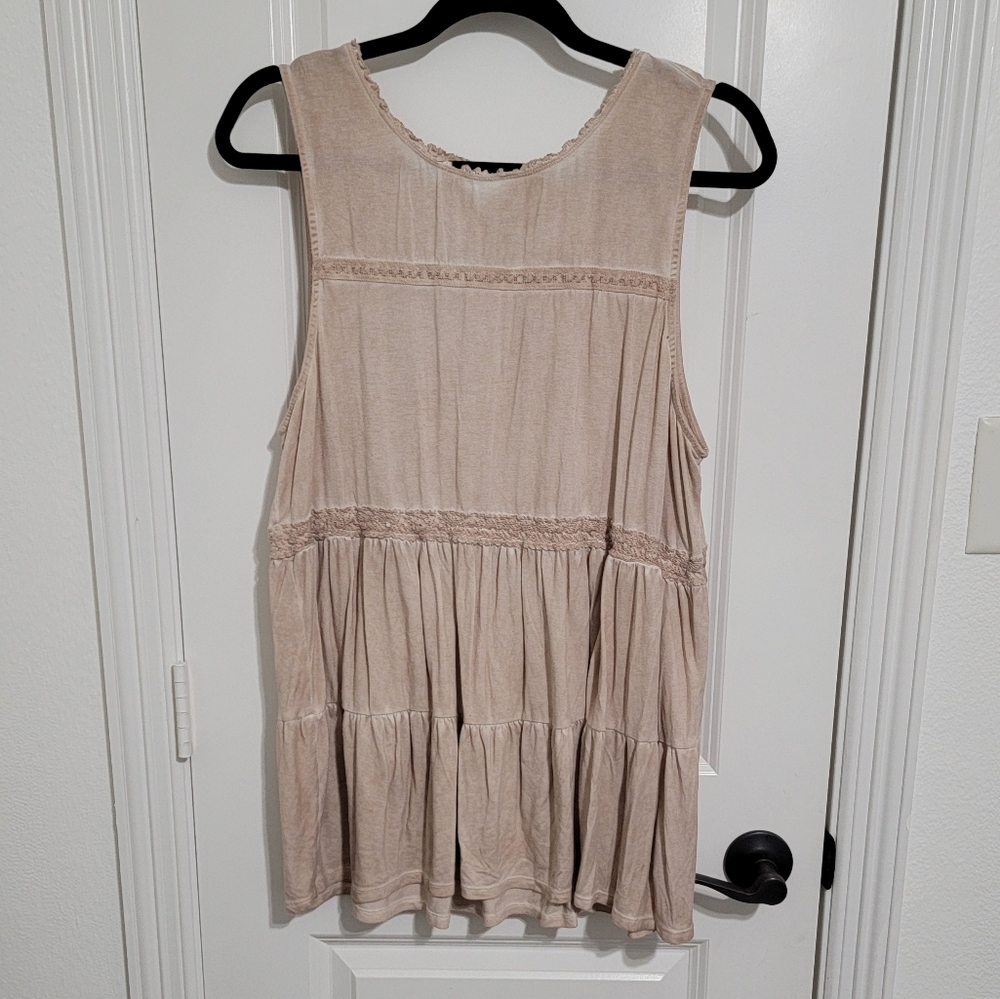 Torrid Super Soft Tank - Picture 1 of 4